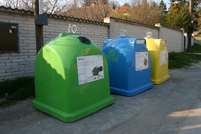 Zloženie papiera a skla je v triedenom zbere stabilné, zásadne sa zmenil triedený zber plastov